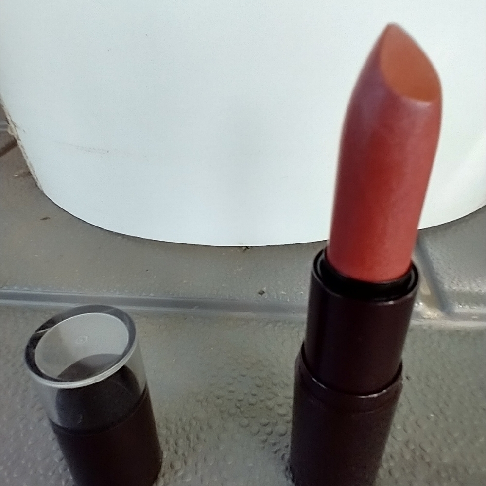 Mineral power by Maybelline 600 terracotta lipstic
